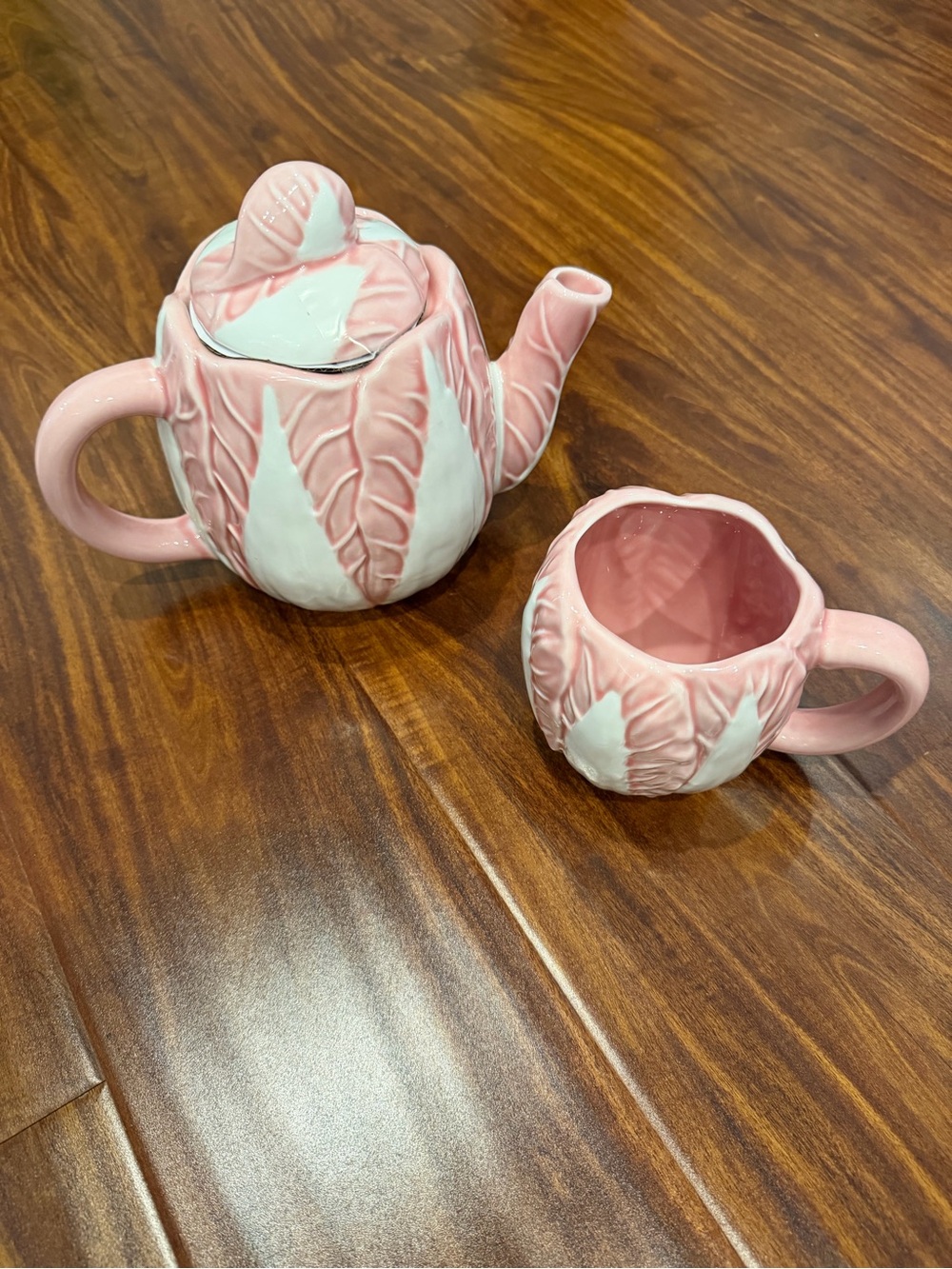 Threshold NWT 34oz Stoneware Radicchio Teapot With Lid In Pink/Cream & Tea Cup